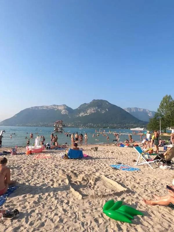 Le Santiego 100M Du Lac Et 4Km Du Vieil Annecy Sévrier Екстериор снимка