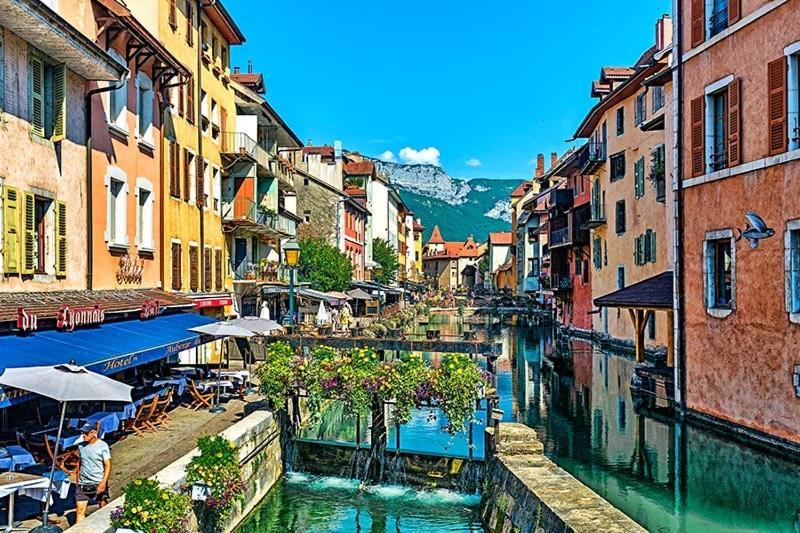 Le Santiego 100M Du Lac Et 4Km Du Vieil Annecy Sévrier Екстериор снимка